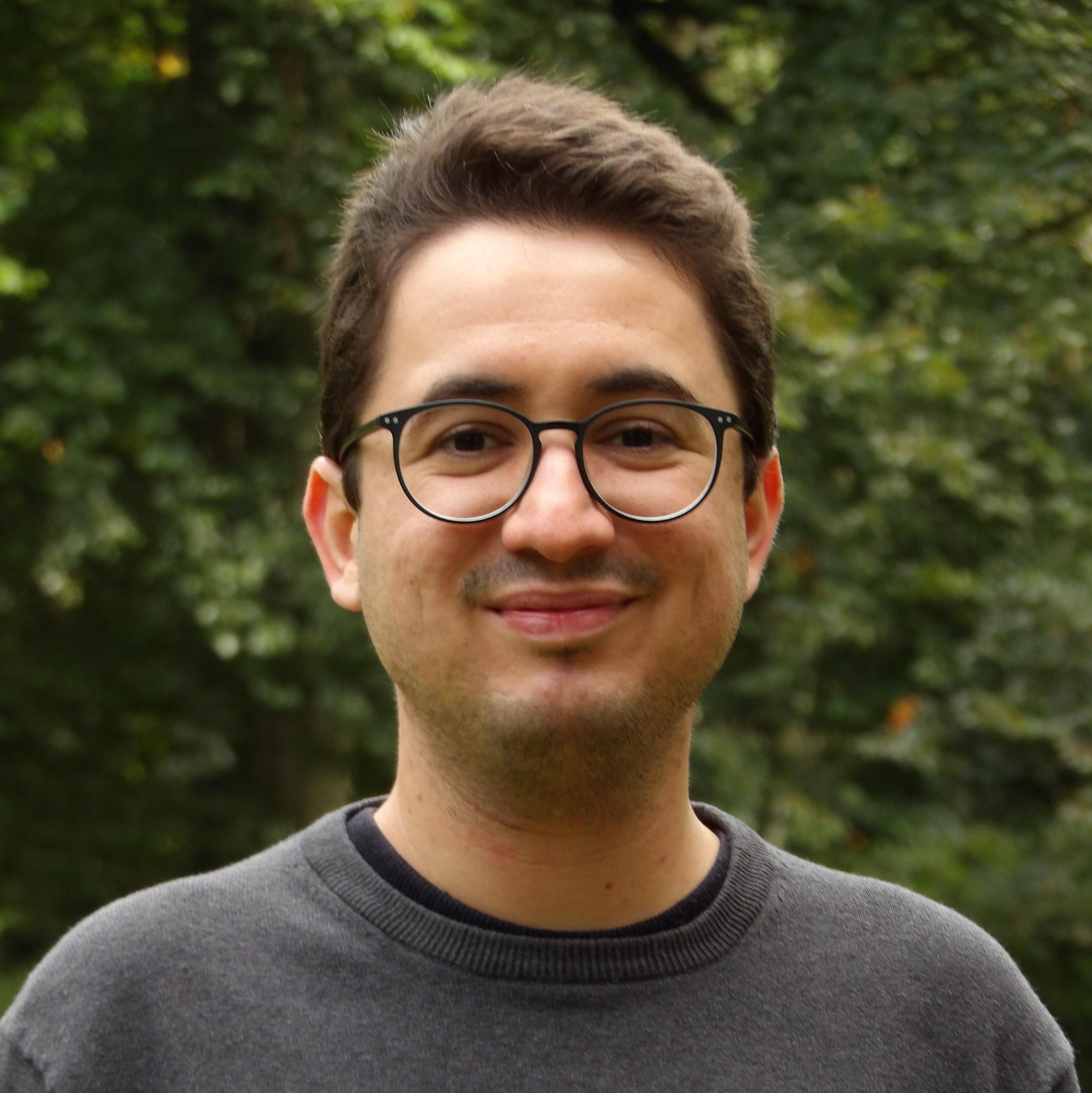 Fabricio Almeida-Silva